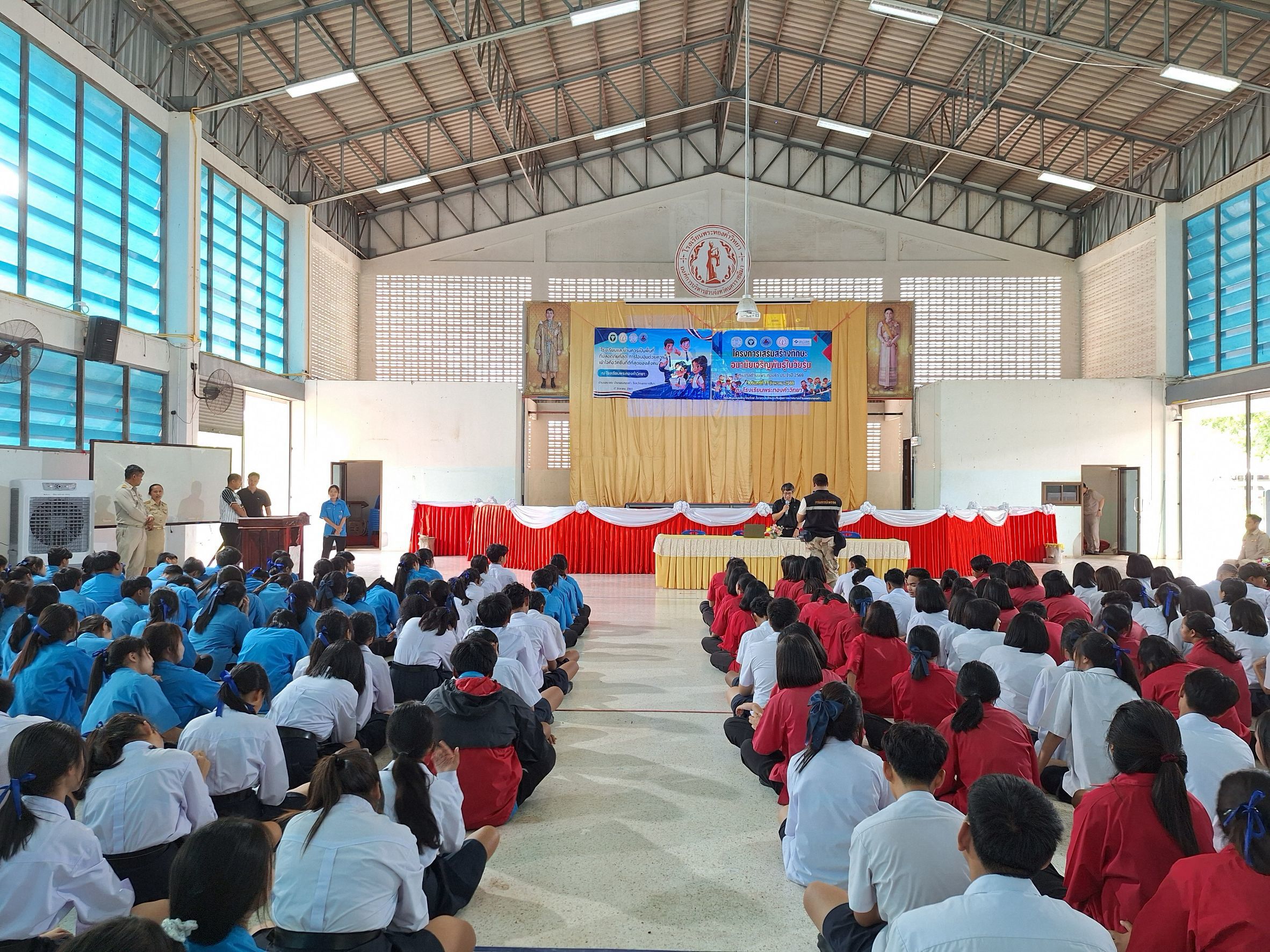LINE_ALBUM_khorngkar serim srang thaksa xnamay ceriy phan_260818_3.jpg